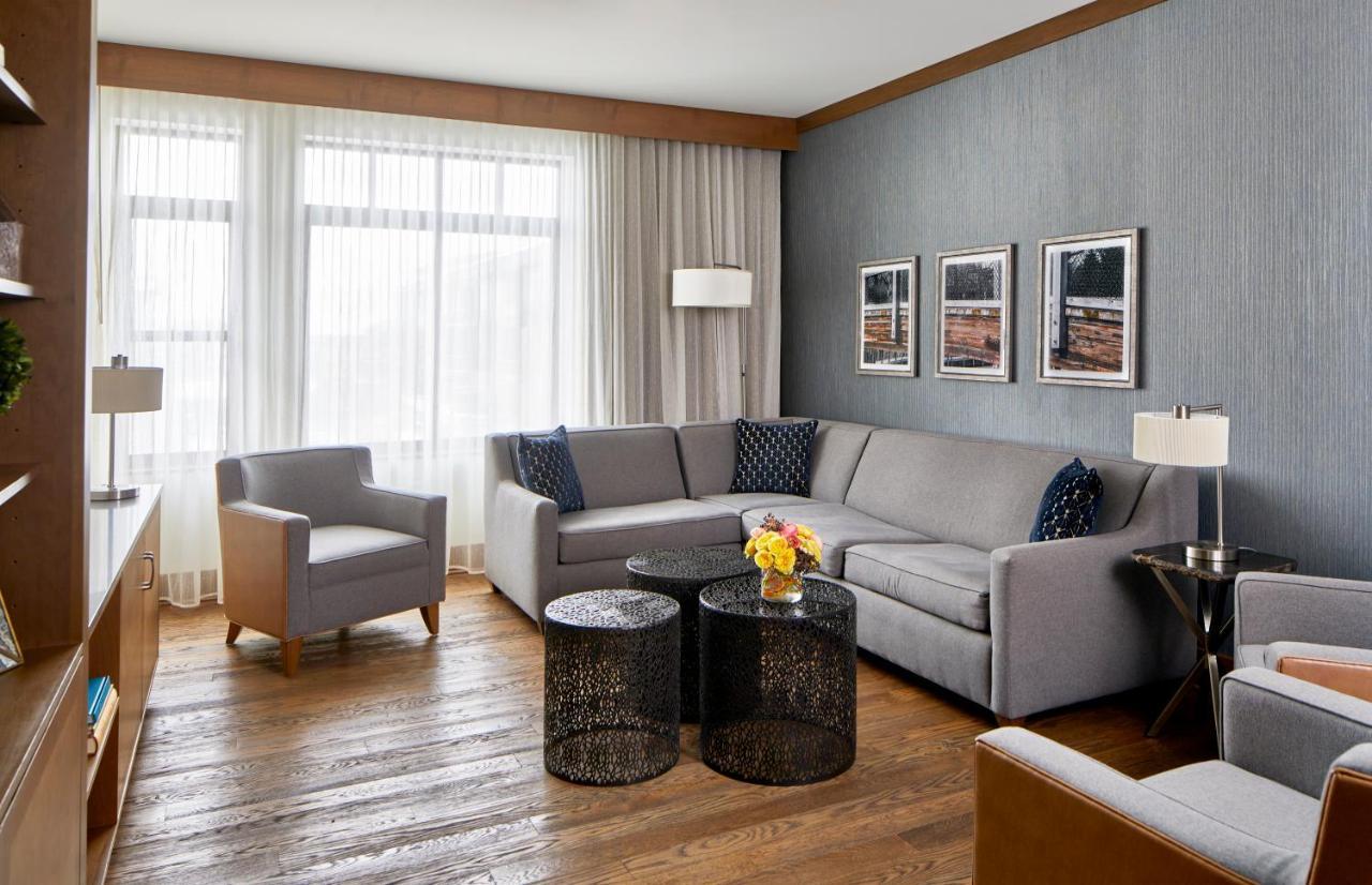 The Hotel Landing Wayzata Ngoại thất bức ảnh