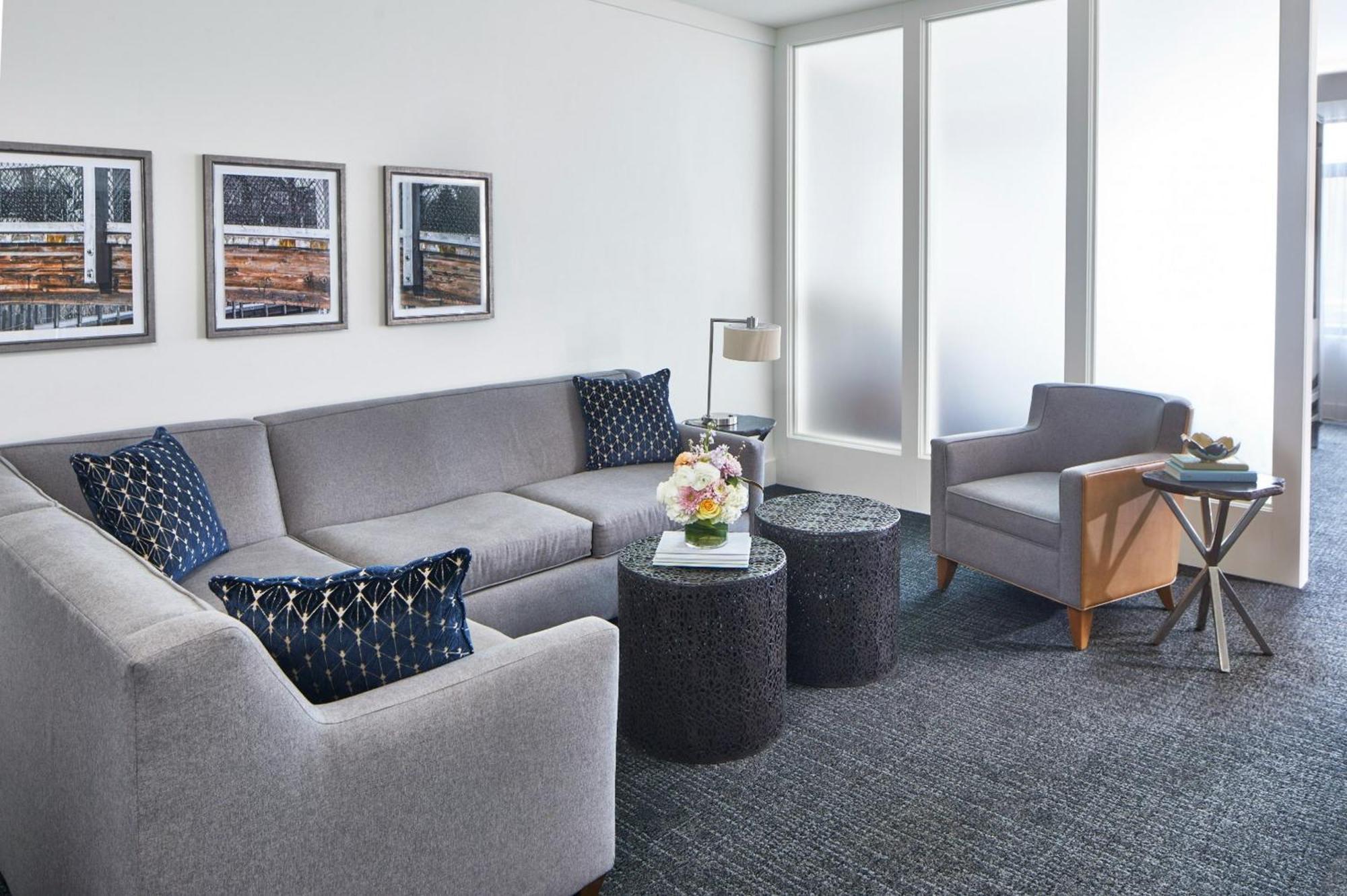 The Hotel Landing Wayzata Ngoại thất bức ảnh